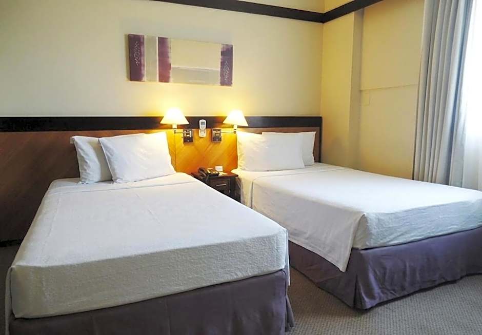 Quality Suites Alphaville