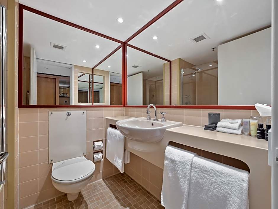 Thredbo Alpine Hotel