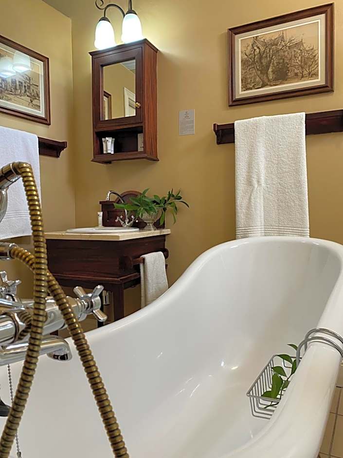 Kimberley Club Guesthouse