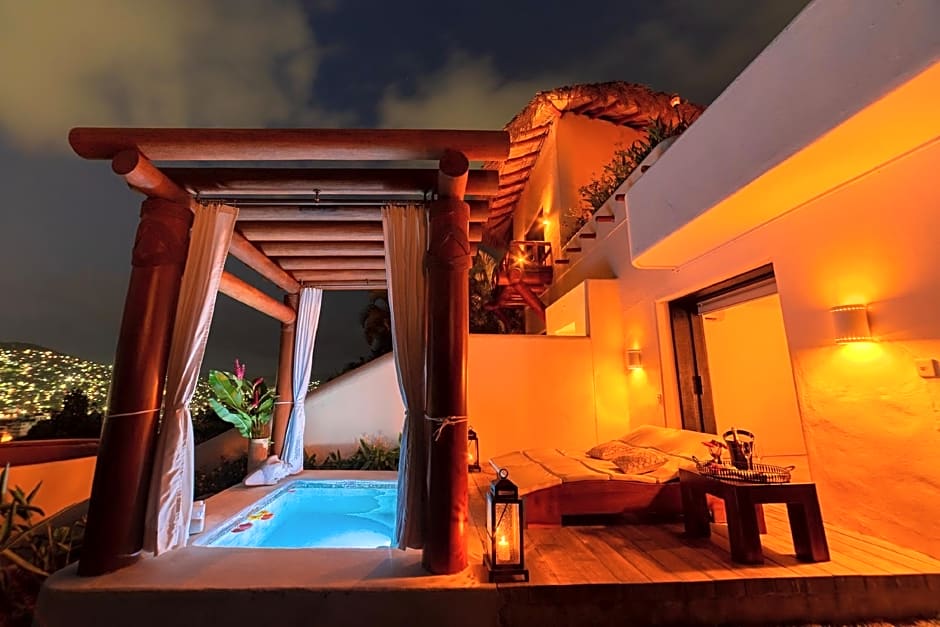 Tentaciones Hotel & Lounge Pool - Adults Only