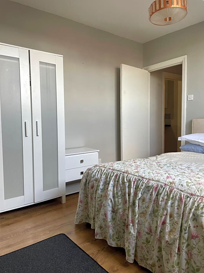 Bournville House & Cafe