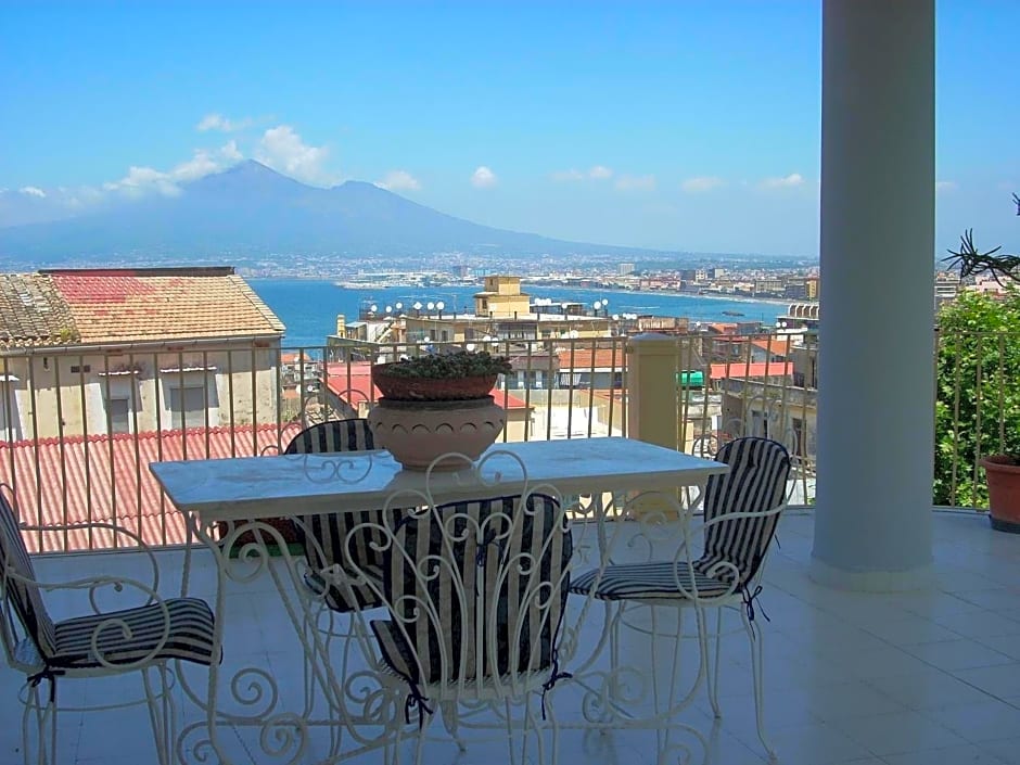 Occhi Di Mare – Castellammare di Stabia, CO