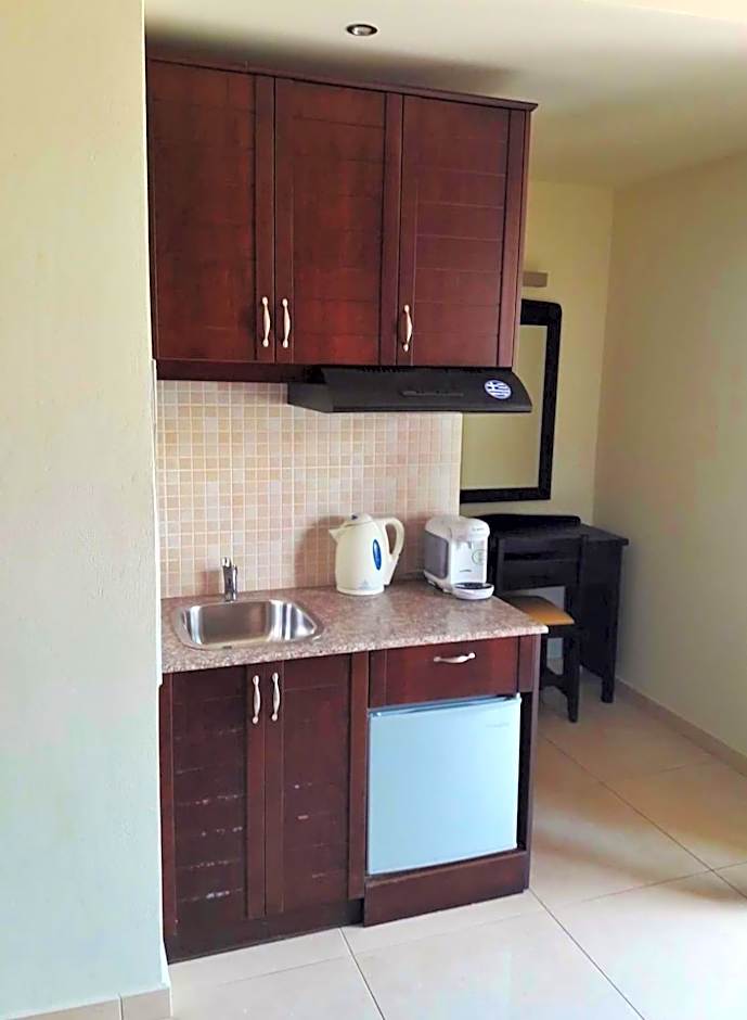 24 Seven Boutique Hotel