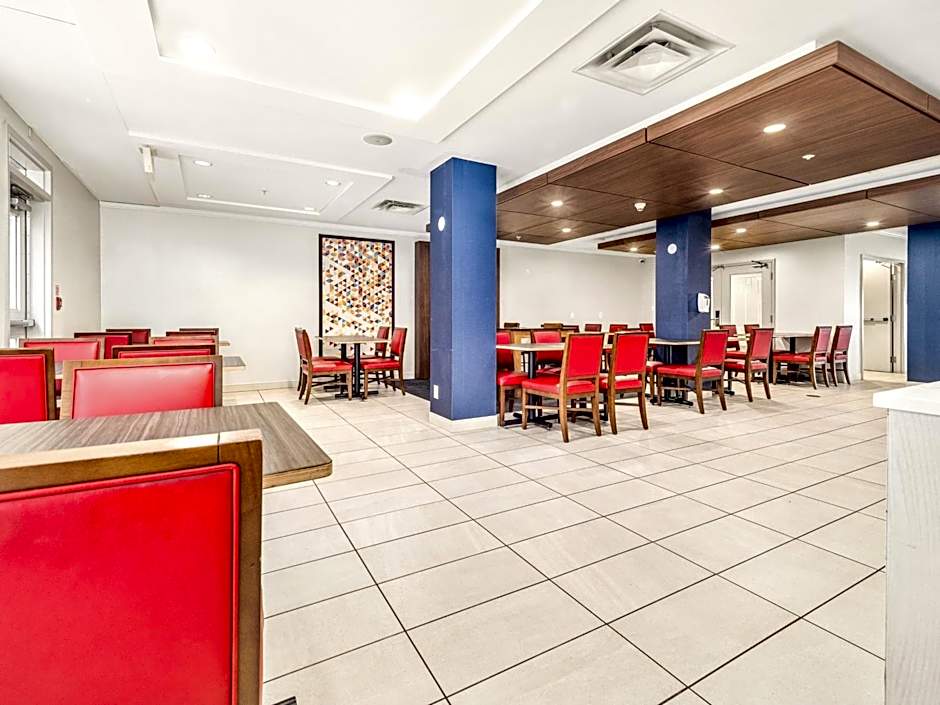 Holiday Inn Express Hotel & Suites Medicine Hat Transcanada Hwy 1 By IHG