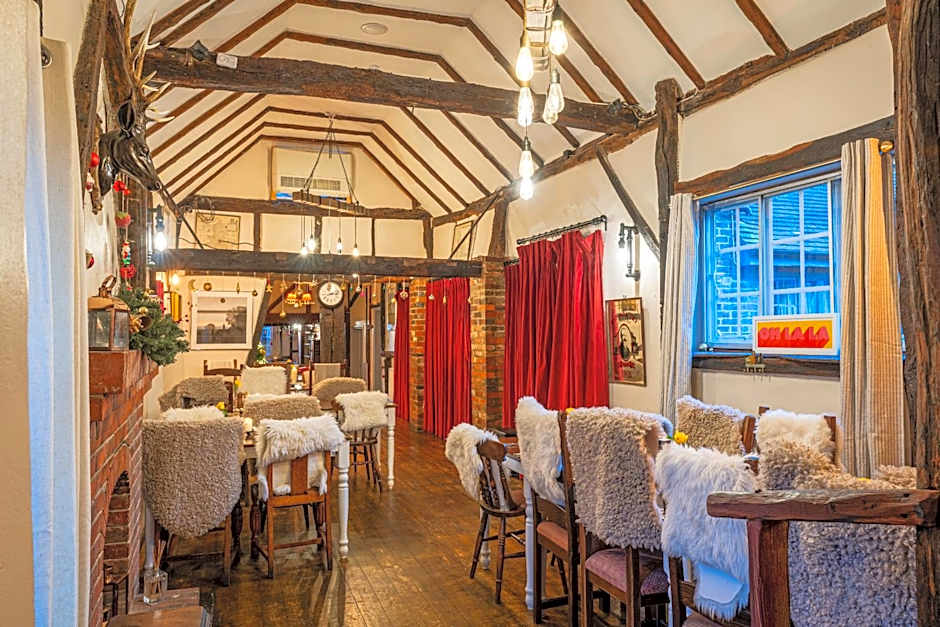 The Bull on the Green