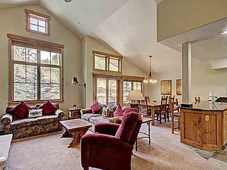 2 Bedroom Townhome  Bedding Guaranteed