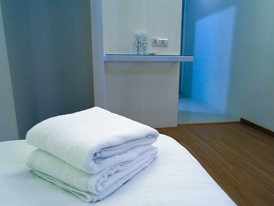 Place2stay Business Hotel @ Waterfront