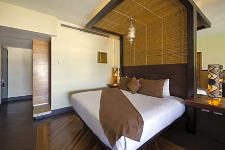 Master Suite with Sea View