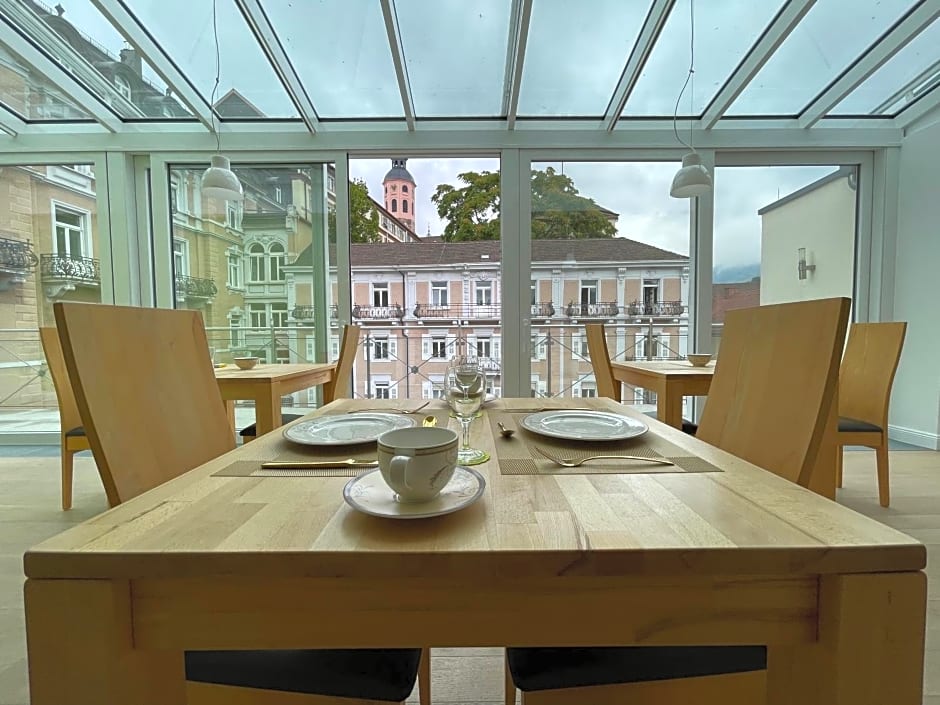 ART HOTEL HOUSE ONE