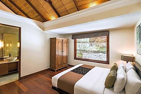 Four-Bedroom Ocean View Pool Villa