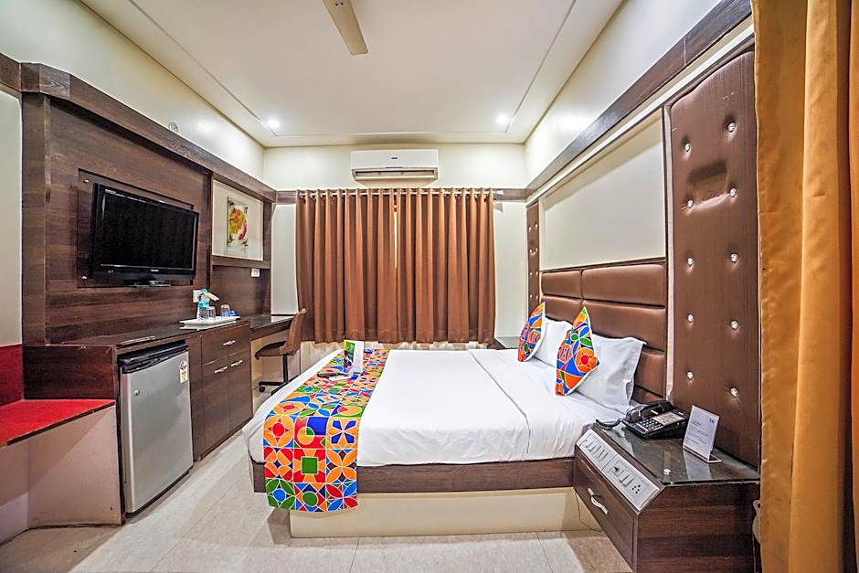 FabHotel Santoor – Indore, OH