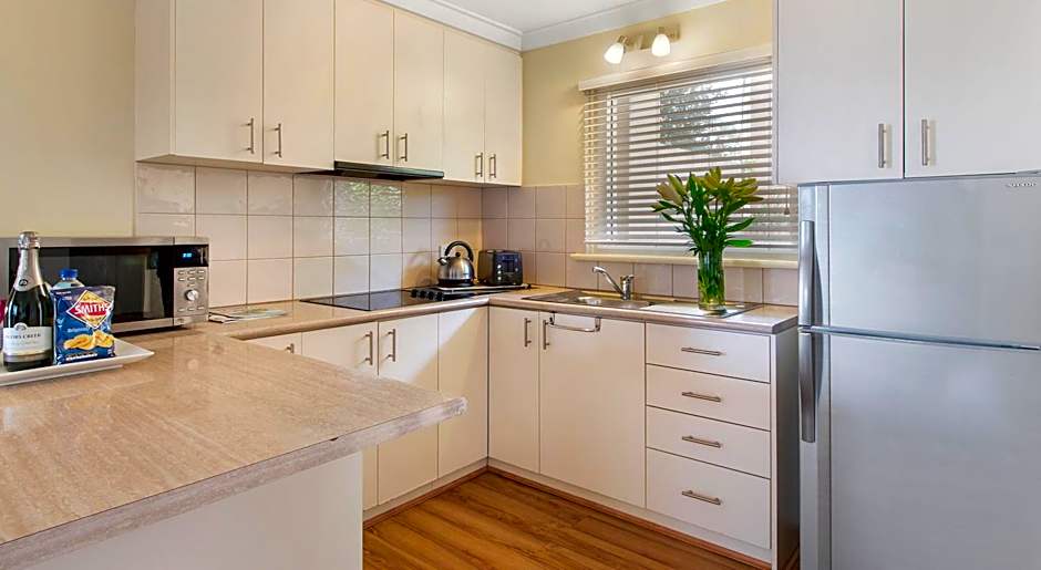 The Peninsula Riverside Serviced Apartments