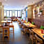 Hotel Five