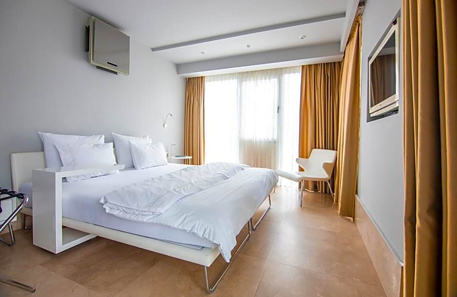 Venn Boutique Hotel