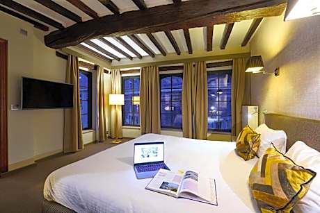 Suite with Sauna