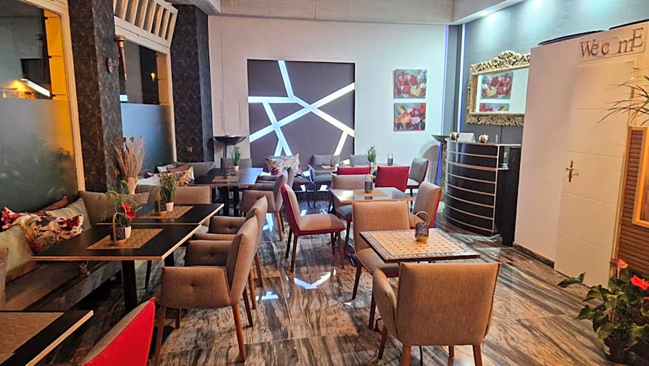 FHS ApartHotel
