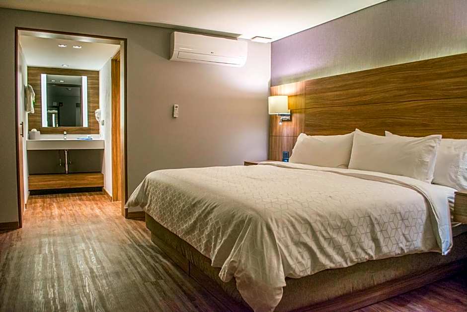 Holiday Inn Express Morelia By IHG