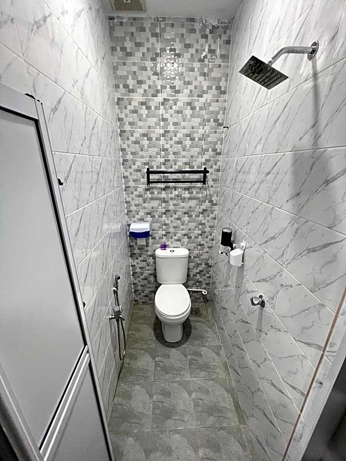 TAMU ROOMSTAY TOK MOLOR