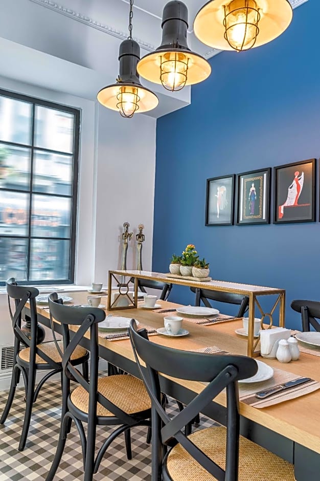 Petros Boutique Hotel