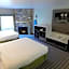Days Inn & Suites by Wyndham Downtown Gatlinburg Parkway