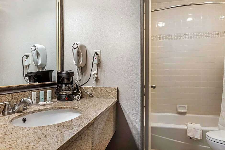 Quality Inn Fallbrook