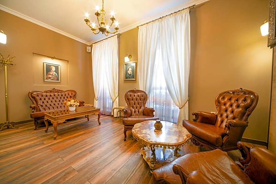 Hotel Antique - free private parking