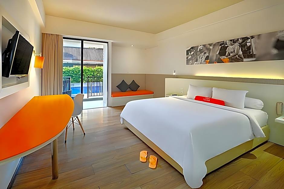 Harris Hotel Seminyak