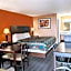 Garden Inn & Suites