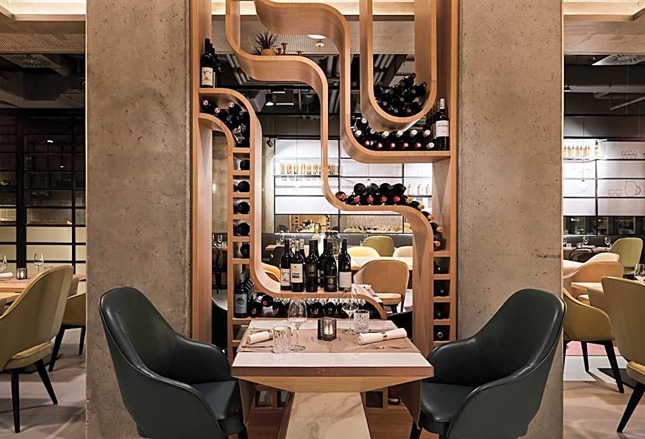 Hotel Indigo Berlin East Side Gallery By IHG