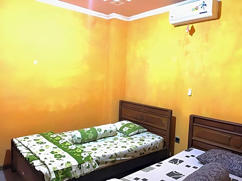 Hotel Alami near Alun-Alun Klaten