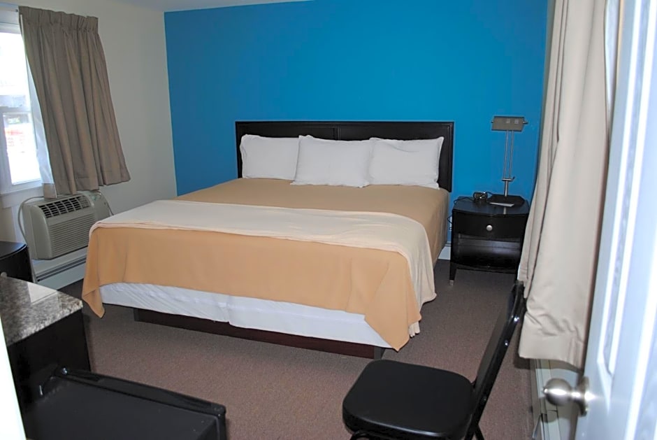 Shore Point Motel