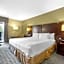Best Western Plus Plaza By The Green