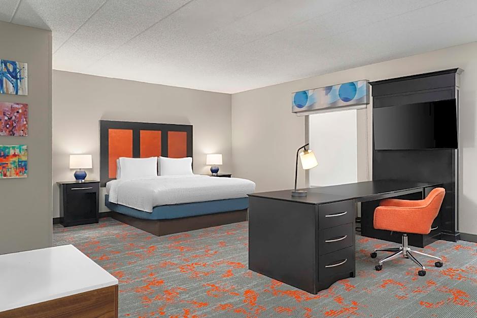 Photo 1 of 6 of Studio 1 King Bed with Sofabed, Hearing Accessible, Whirlpool