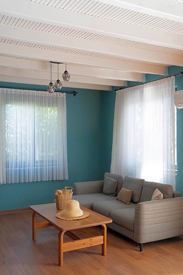 Azur Hotel