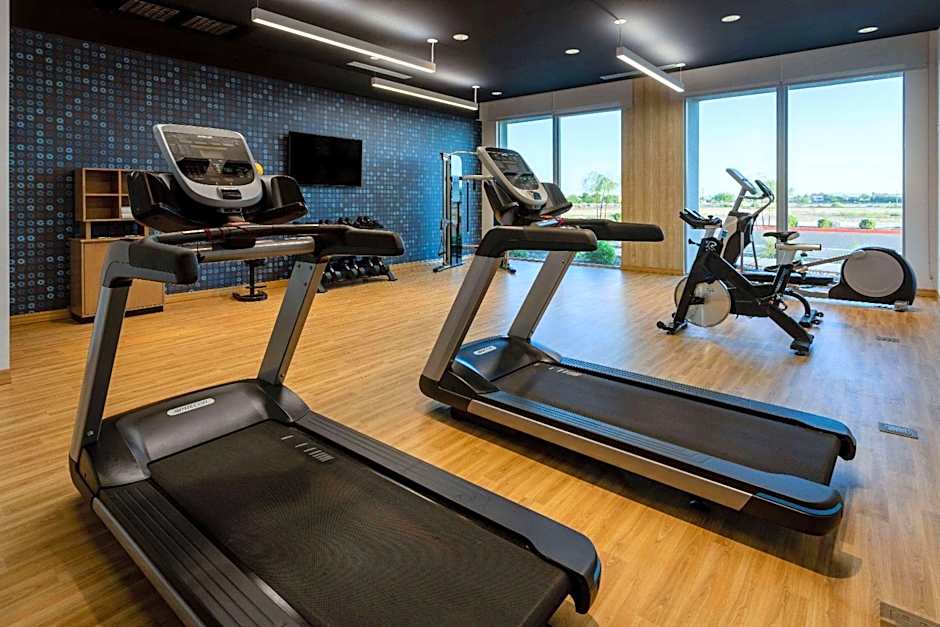 La Quinta Inn & Suites by Wyndham Maricopa - Copper Sky