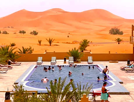 Hotel Camping Les Roses Des Dunes & Piscine