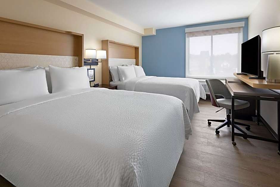 Holiday Inn & Suites Richmond West End by IHG
