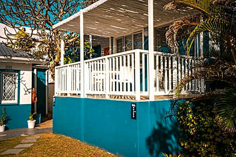 Deluxe Double Room with Balcony and Sea View