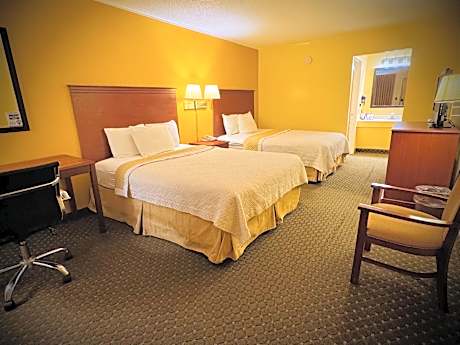 Queen Room with Two Queen Beds - Non-Smoking