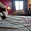 Madelia Hotel & Suites