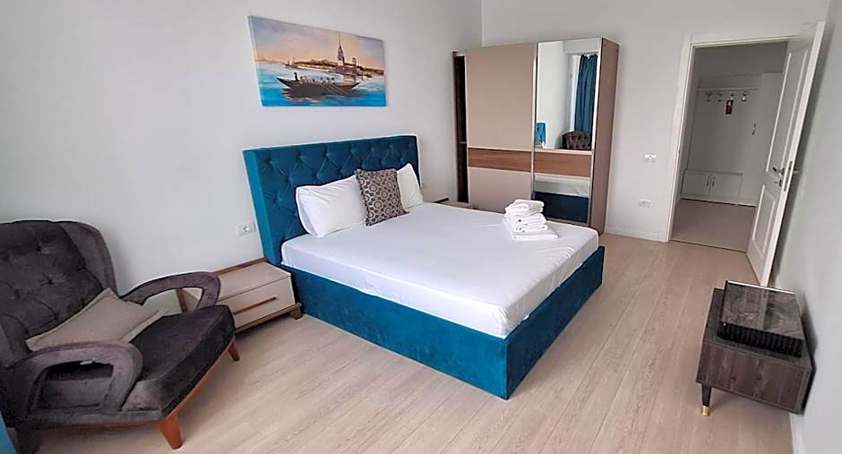 Solid Magic Apart Hotel