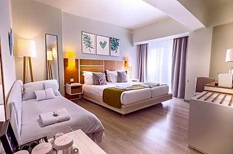 Signature Triple with Private Balcony & City View