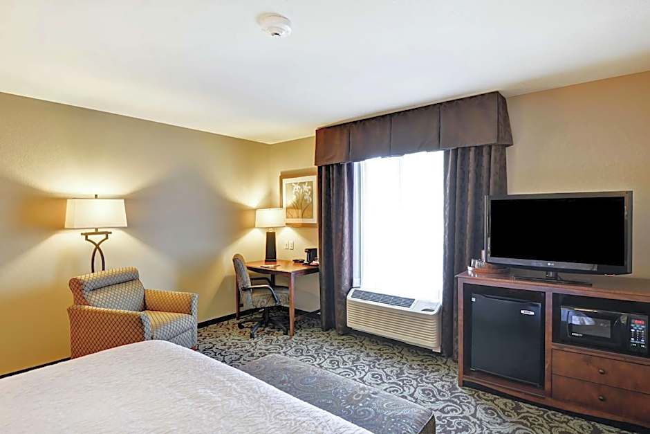 Hampton Inn By Hilton and Suites New Hartford/Utica