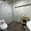 OYO Hotel Familiar Tollan