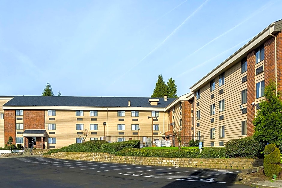 Quality Inn & Suites Clackamas - Portland