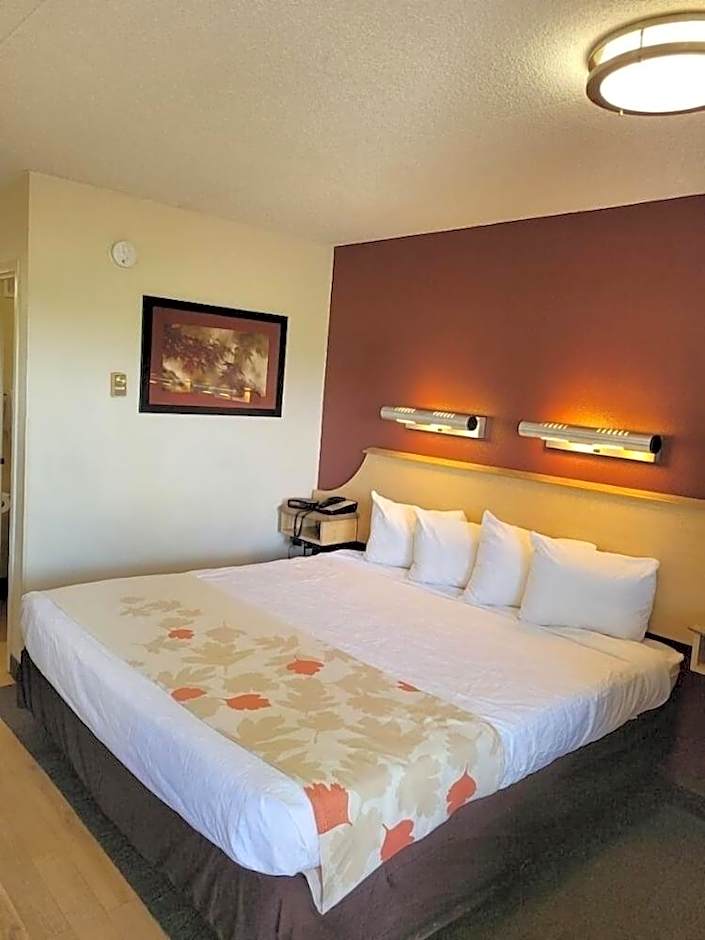 Red Oak Inn Southfield