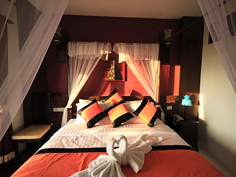 Dee Andaman Hotel