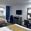 Travelers Inn
