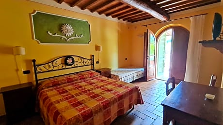 Triple Room