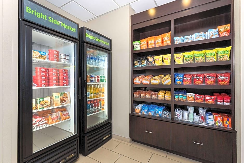 La Quinta Inn & Suites by Wyndham Bonita Springs Naples